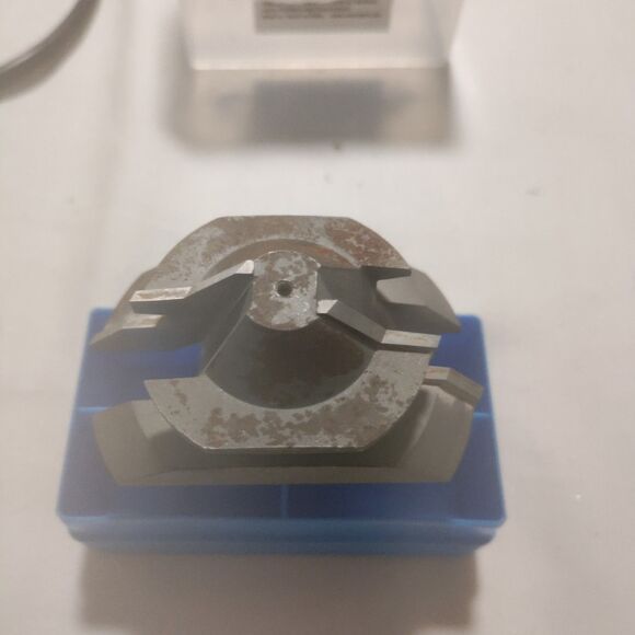 Amana Tool - 55390 Carbide Tipped Lock Miter 45 Deg x 2-11/16 Dia x 1-3/16 x 1/2 - Picture 6 of 6